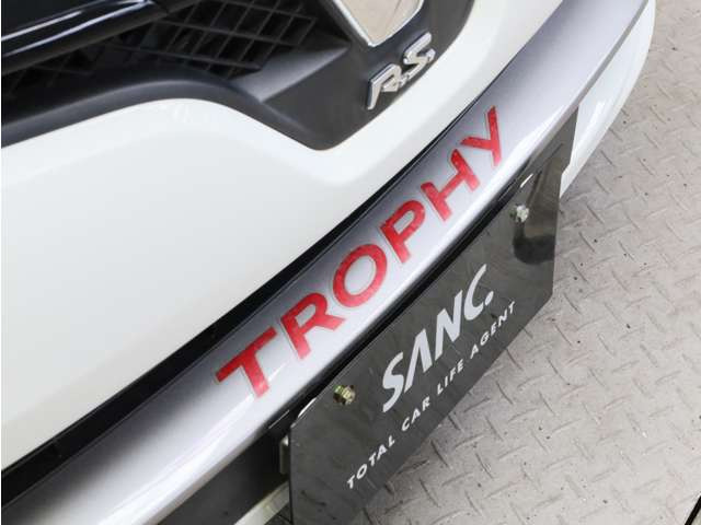 ルーテシアスポール トロフィー