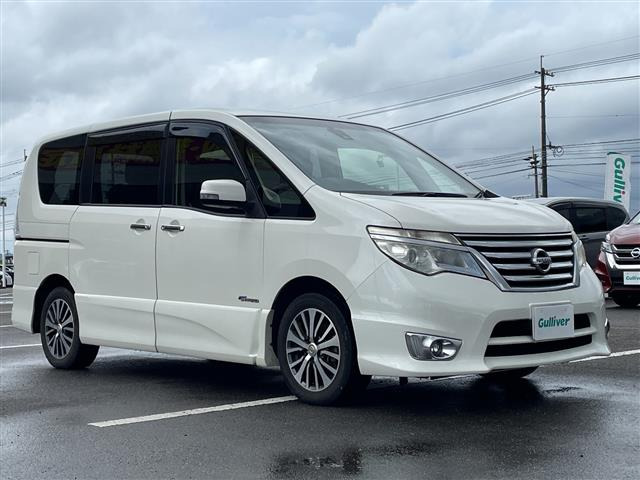 セレナ2.0 ハイウェイスター Vセレクション+Safety S-HYBRID