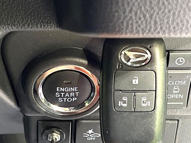 �y�L�[���X�X�^�[�g�V�X�e���z�J�o����|�P�b�g�ɓ��ꂽ�܂܂ł��h�A�̎{���E�������\�ȃX�}�[�g�L�[�𑕔��B�G���W���̃I���E�I�t�����J�M�����o���K�v����������Ƃ��Ă��֗��ł���