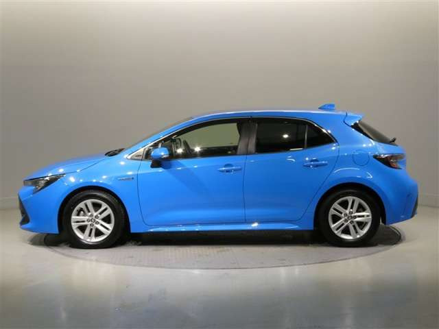 カローラスポーツ1.8 ハイブリッド G