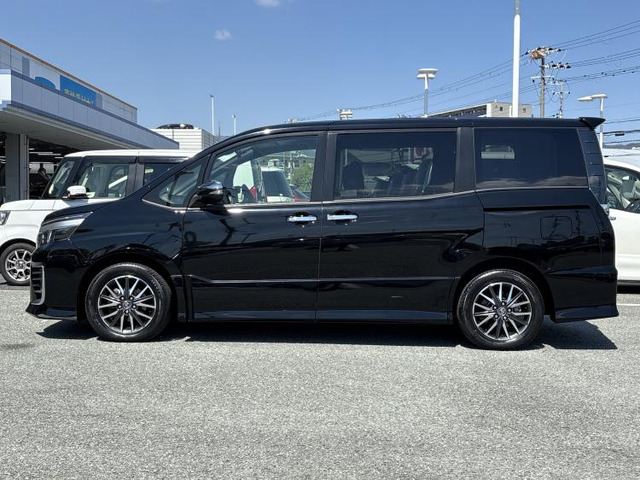 ヴォクシー2.0 ZS 煌II