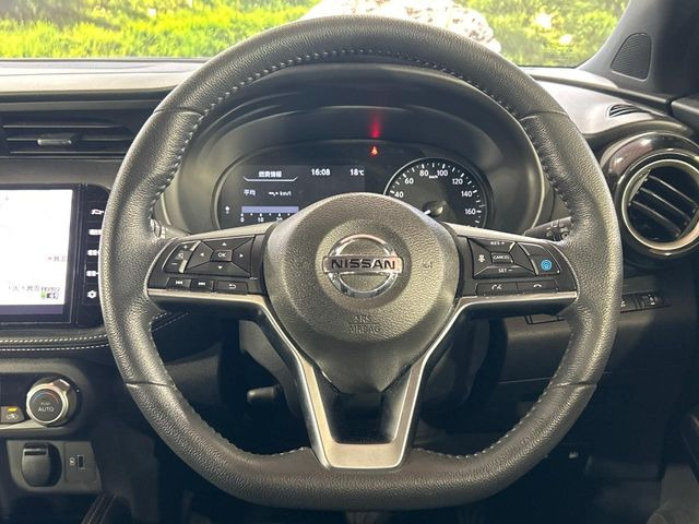 �y�����v�����X�e�A�����O�z�㎿�Ȋv���g�p���邱�ƂŁA��ɂ����������݂ƂĂ��^�]���₷���n���h���ł���