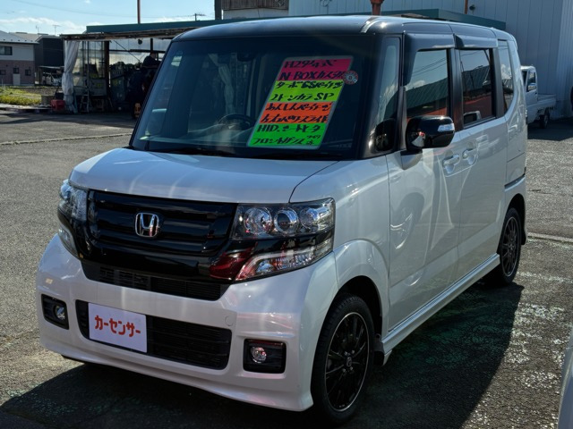N-BOXカスタムG ターボ SSパッケージ 2トーンカラースタイル 4WD