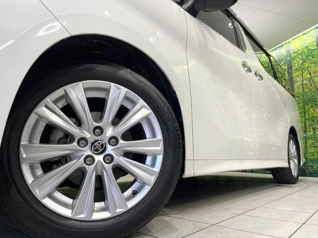 �y����18�C���`�A���~�z�C�[���z�O�ςɃ}�b�`���������A���~�z�C�[���𑕒����Ă���܂��B�e��ЊO�A���~�z�C�[����A�X�^�b�h���X�^�C�����戵�����Ă���܂��B���񂲑��k����������