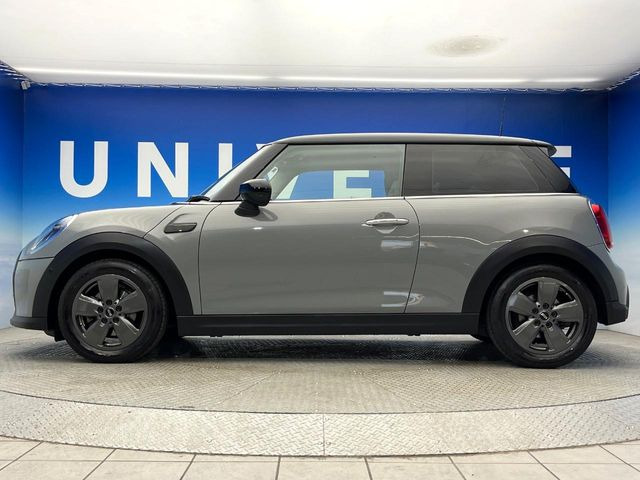 �����[�����͓d�b�ł̂��₢���킹�����ł��劽�}�ł��B�����E��Ԃ̊m�F�⃁���e�i���X�ɂ��ĂȂǁA���C�y�ɂ��₢���킹���������B