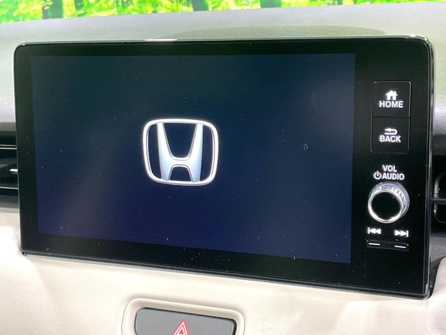 �y����9�^�i�r�z�l�C�̏����i�r�𑕔����Ă���܂��B�i�r�̎g���₷���͂������A�I�[�f�B�I�@�\���[��!�L�����v�◷�s�͂������A�ʋ΂┃�����ȂǕ��i�̃h���C�u���y�����Ȃ�͂���