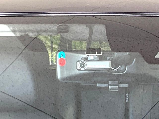 【ドライブレコーダー】ドライブレコーダー装備!走行中はもちろん、あおり運転や事故に遭遇した際、映像で記録し、万一のリスクに備えます。※記録用SDカードはお客様ご自身でご準備いただく必要があります。