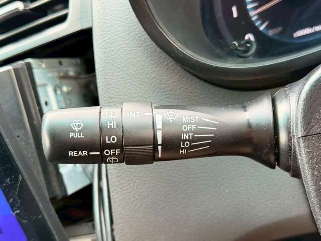 �C�ɂȂ邨�Ԃ�����܂�����E�̓d�b�ԍ����璼�ڂ��X�ɂ��₢���킹���������B�x�����@����ԗ����A��Ԃ܂łȂ�ł������������Ē����܂��B�X�^�b�t�ꓯ���A�����҂����Ă���܂��B