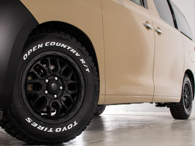 ���T�C�h�r���[���_�E���T�X�A�ԍ����A�z�C�[�����̃J�X�^���������Ă���܂�!