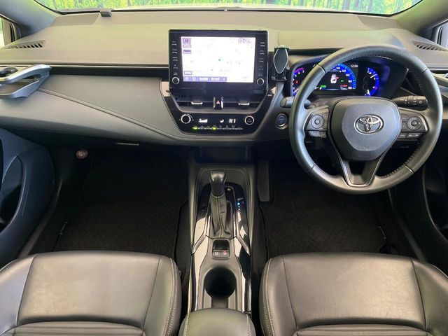 カローラツーリング1.8 ハイブリッド W×B