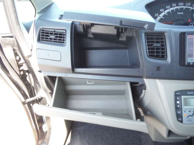 ������̃N���}�͎��O�ɃI�C�����������{���Ă���܂���