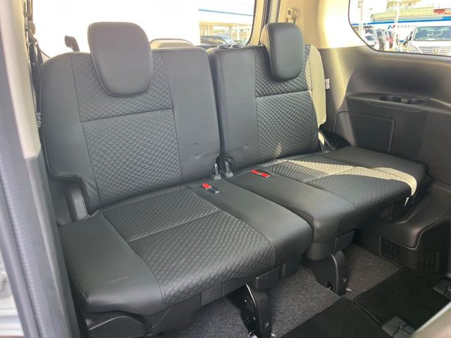 3��ڃV�[�g�͂�������ԗǍD����l�ł��������ƍ����Ē����܂��̂ŁA��l���ł̂��o���������N���N�ł��􂲉Ƒ��ŁA�C�̒m�ꂽ���ԂŁA�h���C�u�ɍs���̂��y���݂ł��ˁ�