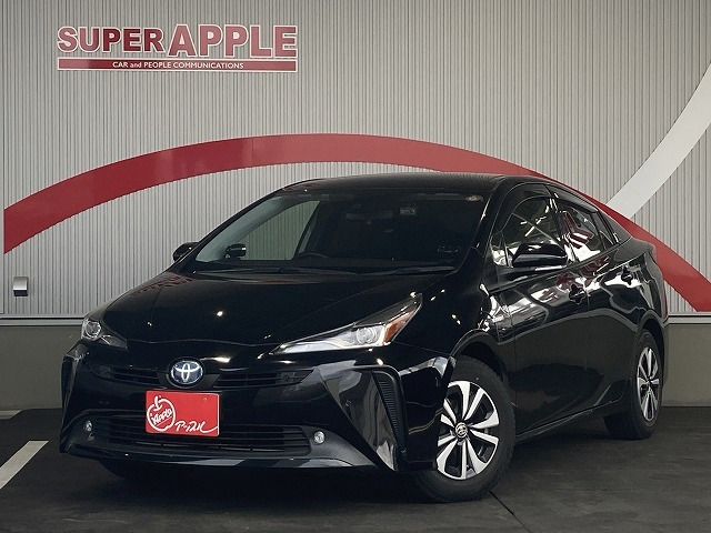 プリウス1.8 S E-Four 4WD