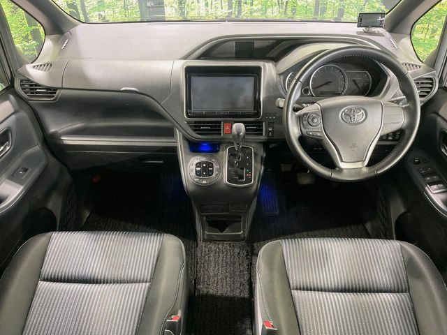 ヴォクシー2.0 ZS 煌