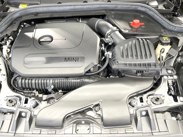 �����X�ł́A�e���[�J�[�̐�p�f�f�e�X�^�[�𓱓��B���Ǝ��i�����e�N�j�J���X�^�b�t���풓���Ă���܂��̂ŁA������̍ۂɂ����S���Ă����p���������܂��B