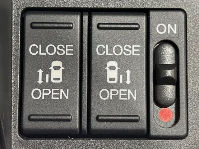 �y�����p���[�X���C�h�h�A�z�X�}�[�g�L�[��^�]�Ȃ̃X�C�b�`�Ō�ȗ����X���C�h�h�A�̊J���\���d��������͂����ăh�A���J����K�v�������A�����Ȃ��q�l�ł��ȒP�ɊJ���߂ł����K�ł���