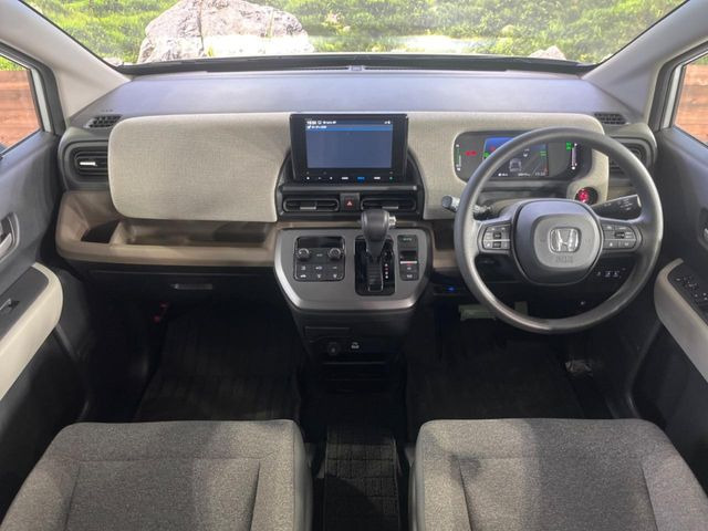 フリード1.5 e:HEV エアー