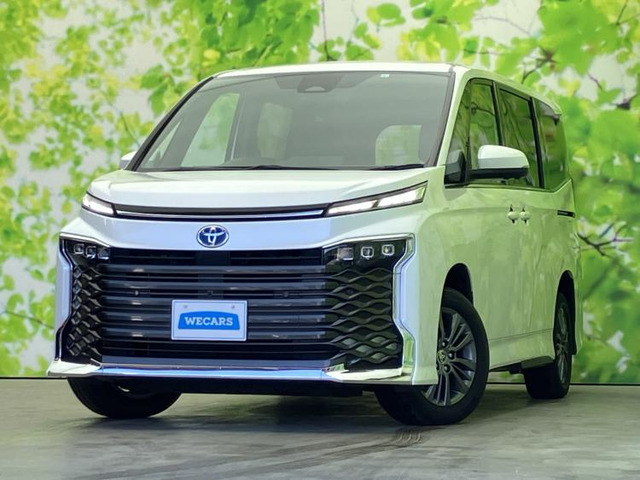 ヴォクシー1.8 ハイブリッド S-Z E-Four 4WD