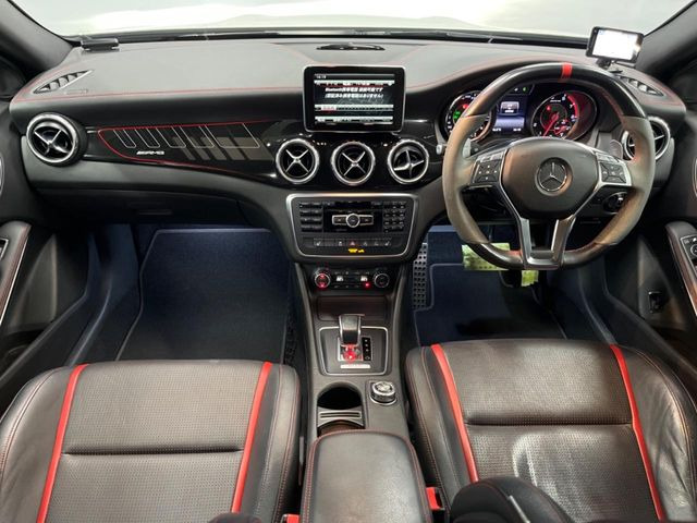 GLAクラスAMG GLA45 4マチック エディション I 4WD