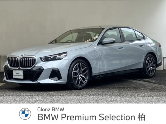 5シリーズセダン523d xドライブ Mスポーツ 4WD