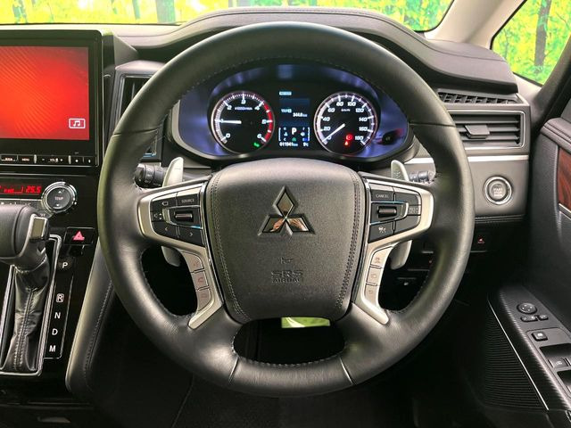 �y�����v�����X�e�A�����O�z�㎿�Ȋv���g�p���邱�ƂŁA��ɂ����������݂ƂĂ��^�]���₷���n���h���ł���