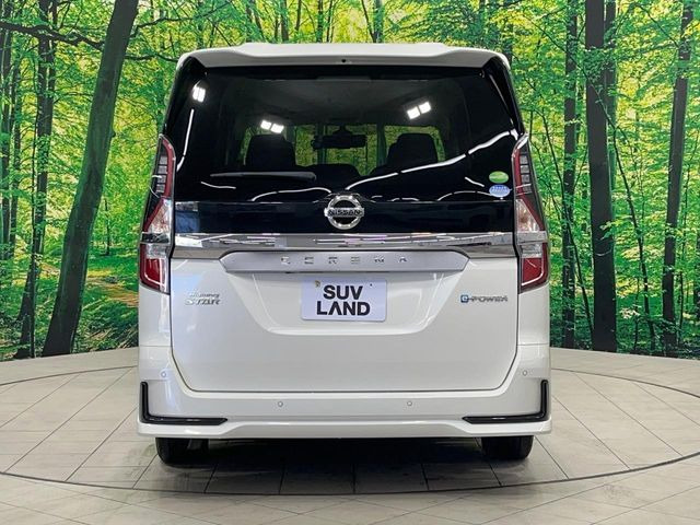 安心の最長10年・走行無制限保証(有償)をご用意。保証内容も充実はもちろん、無料点検&オイル交換や、年中無休の全国・24時間ロードサービスも付帯されておりますのでご安心下さい。