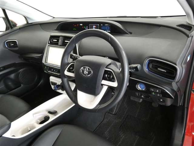 プリウス1.8 A ツーリングセレクション