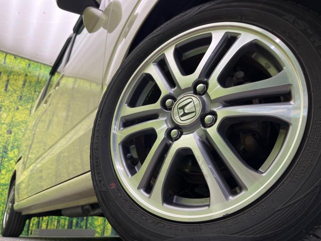 �y����14�C���`�A���~�z�C�[���z�O�ςɃ}�b�`���������A���~�z�C�[���𑕒����Ă���܂��B�e��ЊO�A���~�z�C�[����A�X�^�b�h���X�^�C�����戵�����Ă���܂��B���񂲑��k����������