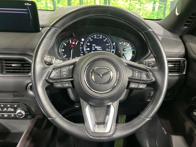 �y�����v�����X�e�A�����O�z�㎿�Ȋv���g�p���邱�ƂŁA��ɂ����������݂ƂĂ��^�]���₷���n���h���ł���