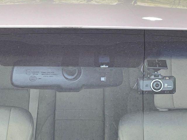 �y�v���N���b�V���Z�[�t�e�B�z�O���̎ԗ��������m���A�Փ˂������Ȏ��͌x��Œ��ӂ𑣂��A�u���[�L�𓥂ޗ͂��T�|�[�g�B�u���[�L�𓥂߂Ȃ������ꍇ�͏Փ˔�Q�y���u���[�L���쓮�A�Փˉ�����T�|�[�g���܂��B