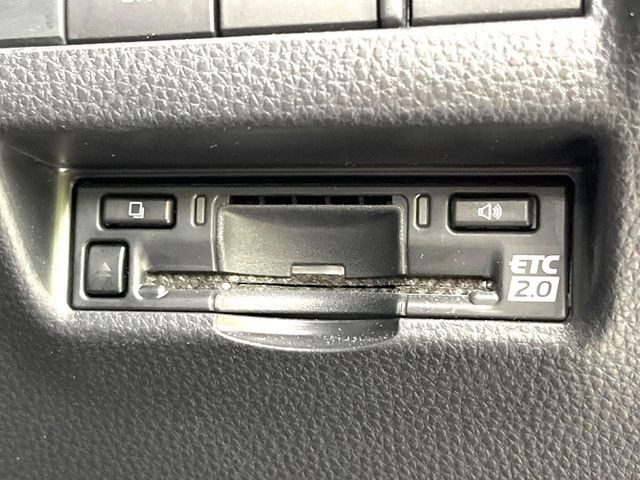 【ETC】高速道路の料金所をストレスなく通過!話題のスポットやサービスエリアに多い「スマートIC」利用時は必須のアイテムです。当店でセットアップを実施、ご納車当日からすぐにご利用いただけます!
