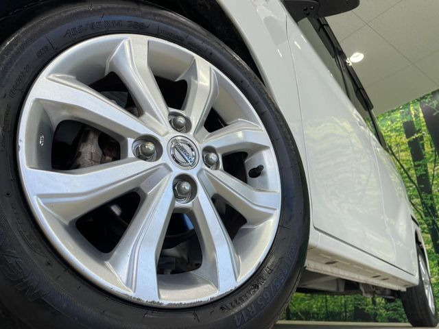 �y����14�C���`�A���~�z�C�[���z�O�ςɃ}�b�`���������A���~�z�C�[���𑕒����Ă���܂��B�e��ЊO�A���~�z�C�[����A�X�^�b�h���X�^�C�����戵�����Ă���܂��B���񂲑��k����������