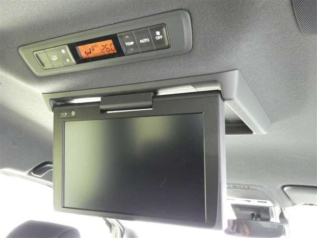 ヴォクシー1.8 ハイブリッド ZS 煌II