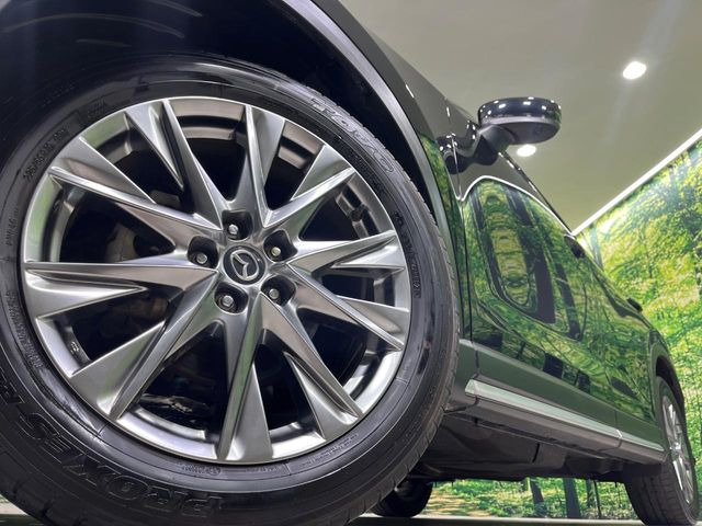 �y����19�C���`�A���~�z�C�[���z�O�ςɃ}�b�`���������A���~�z�C�[���𑕒����Ă���܂��B�e��ЊO�A���~�z�C�[����A�X�^�b�h���X�^�C�����戵�����Ă���܂��B���񂲑��k����������