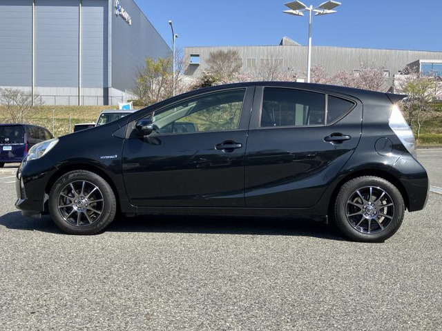 アクア1.5 G ブラックソフトレザーセレクション