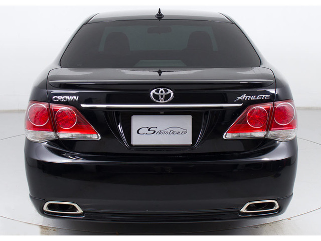 フルエアロが装着されています!お好みはいかがですか?今付いているデザイン以外にも、各ブランドのエアロを格安にてお取付け出来ます!又、エアロを外してノーマル状態にする事も出来ます!!