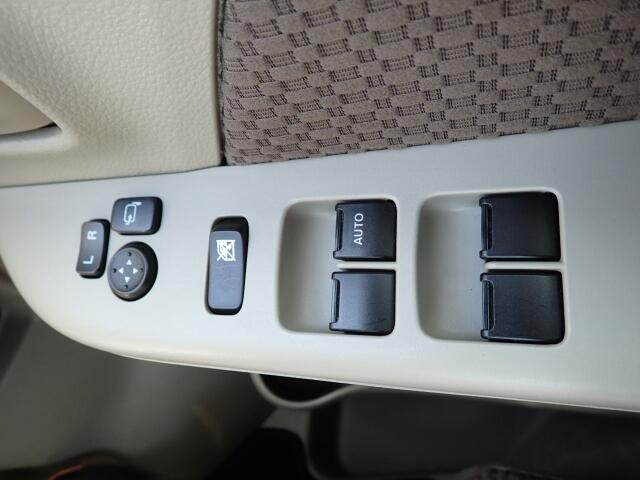 �d���i�[���h�A�~���[�E�p���[�E�B���h�E�������Ă��܂��B