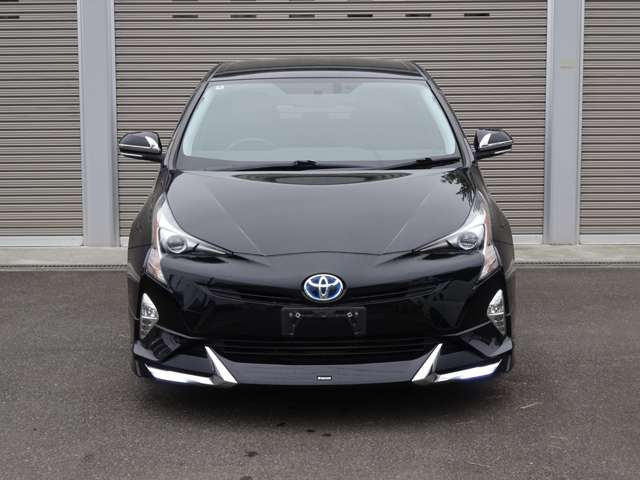 プリウス1.8 S E-Four 4WD