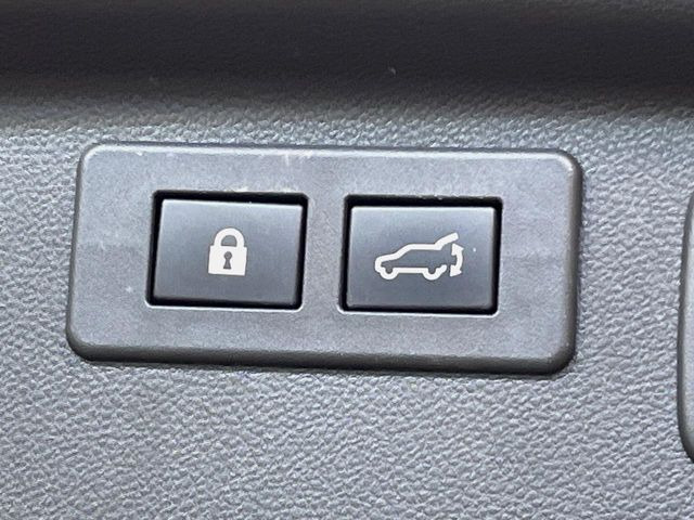 �y�p���[�o�b�N�h�A�z�X�}�[�g�L�[��^�]�Ȃ̃{�^�������������Ń��A�Q�[�g�������ŊJ���܂�!�ו��������Ă��鎞��A�����ʒu�ɂ���o�b�N�h�A��߂�ۂɕ֗��ȋ@�\�ł���