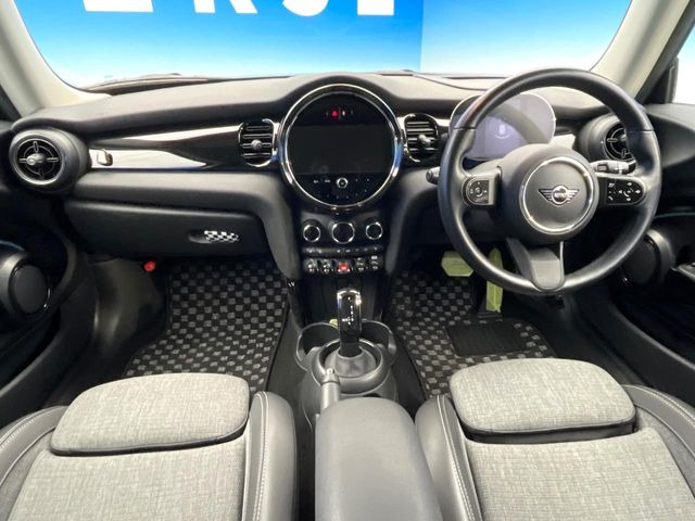 �A���ԃO���[�v���݌ɐ���2,000��!�S���̌n��X���烁�[�J�[�E�Ԏ��킸���Љ�o����̂ŁA���Ȃ��Ƀs�b�^���̂��Ԃ�������͂��ł���܂��͂��₢���킹��������