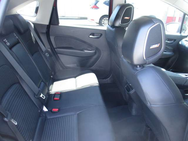 ノートオーラ1.2 G レザーエディション