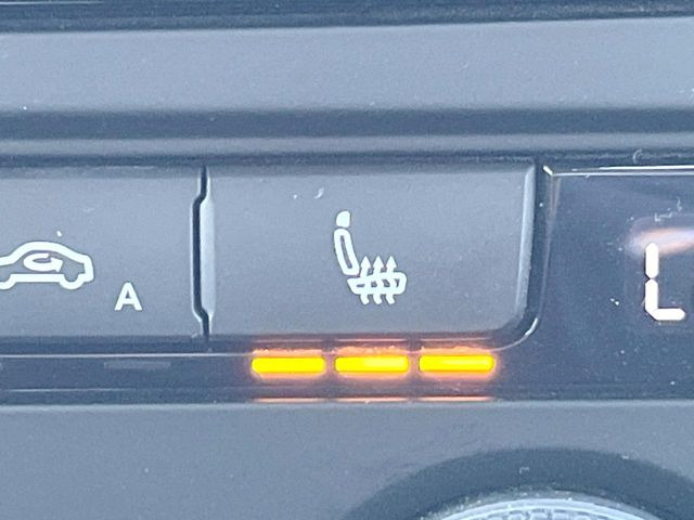 ���t�����g�V�[�g�q�[�e�B���O:�^�]�ȁE����ȋ��ɎO�i�K�Œ��߂��\�ȃV�[�g�q�[�^�[�𑕔����Ă���܂��B�G�߂��킸���K�ɂ��g�p���������܂��B