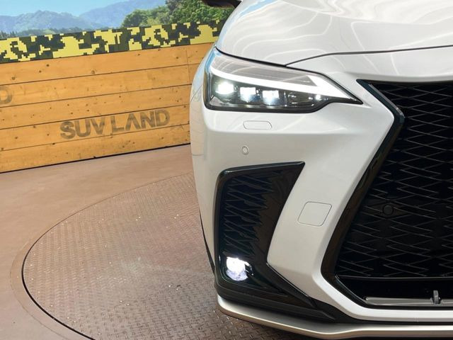 �yLED�w�b�h���C�g�z���V����ԑ��s�����ǍD�Ȏ��E���m�ۂ����S���ĉ^�]�ł��鍂�P�xLED�w�b�h���C�g�𑕔�!�_�����x�������A����d�͂��}�����Ă��܂��B