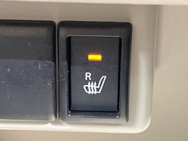 �y�V�[�g�q�[�^�[�z�������ɏd�󂷂�V�[�g�q�[�^�[!�G�A�R����葁�����܂��Ă����̂Ŋ�����̐l�����S�ł��ˁ�G�A�R���̉����͊������邩����A�Ƃ������ɂ����������߂ł��B