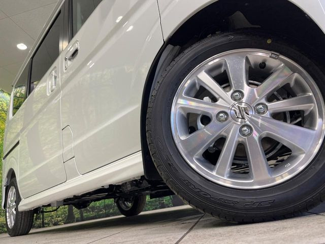 �y����14�C���`�A���~�z�C�[���z�O�ςɃ}�b�`���������A���~�z�C�[���𑕒����Ă���܂��B�e��ЊO�A���~�z�C�[����A�X�^�b�h���X�^�C�����戵�����Ă���܂��B���񂲑��k����������