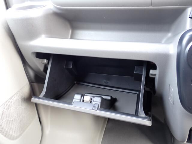 ���[�����Ղ�O���[�u�{�b�N�X�B