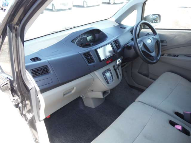 ���X�͎Ԃ̕i���Ɏ��M�������Ă��܂�!�Ȃ̂ŁA���܂��܂Ȋp�x����70���ȏ�̂��ʐ^�ڂ��Ă��܂��B