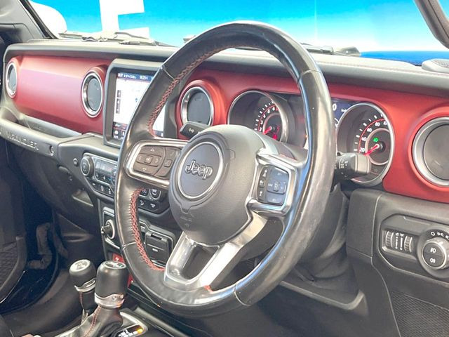 ���n���h�����̃X�������Ȃ��A���ꂢ�ȏ�Ԃ��ێ����Ă���܂��B�e�X�C�b�`���̓�����m�F�ς݂ł��B