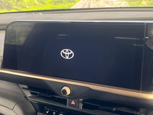 クラウンクロスオーバー2.5 G アドバンスト レザー パッケージ E-Four 4WD