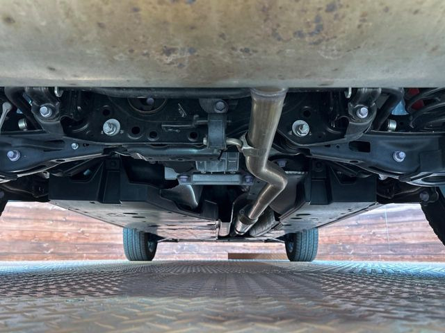 下回りがきれいなうちに、防錆加工の施工がオススメ。降雪地域はもちろん、沿岸部にお住いの方や、趣味でマリン・ウィンタースポーツをされる方にご好評いただいております。